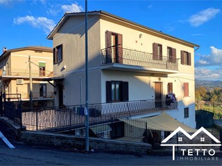 Casa Semi Indipendente in Vendita a Forano, 95'000&euro;, 130 m²