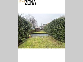 Quadrilocale in Vendita a Monza, 240'000€, 118 m²
