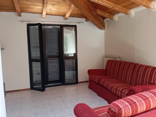 Appartamento in Affitto a Trecate, zona Via Mazzini n. 71b, 650€, arredato