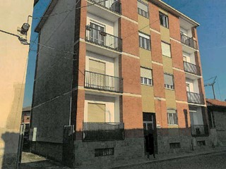 Trilocale in Vendita a Riva presso Chieri, 55'000€, 67 m²