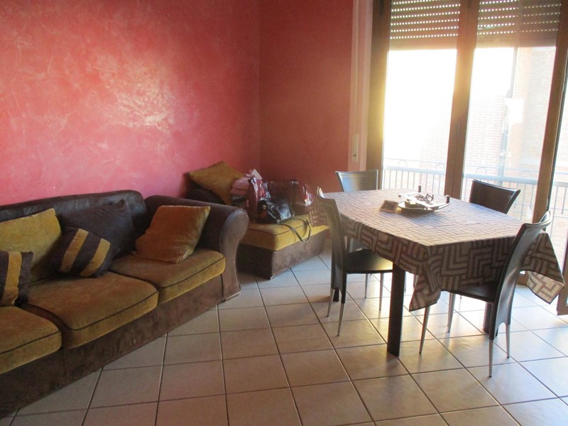 Appartamento in Vendita a Pontedera, 190'000€, 90 m², con Box