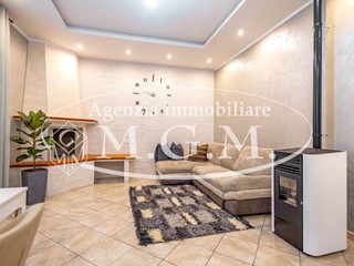Appartamento in Vendita a Santa Maria a Monte, zona Ponticelli, 180'000€, 130 m²