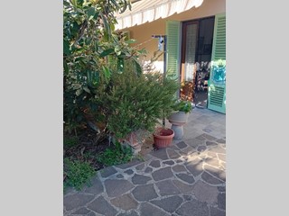 Quadrilocale in Vendita a Poggio a Caiano, 260'000€, 100 m², con Box