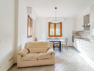 Trilocale in Vendita a Empoli, 220'000€, 60 m², arredato