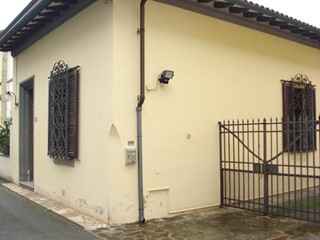 Casa Indipendente in Vendita a Pisa, 275'000€, 105 m², arredato, con Box