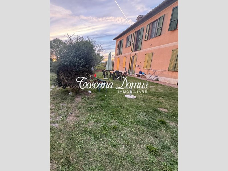 Trilocale in Vendita a Sovicille, 150'000€, 60 m², arredato