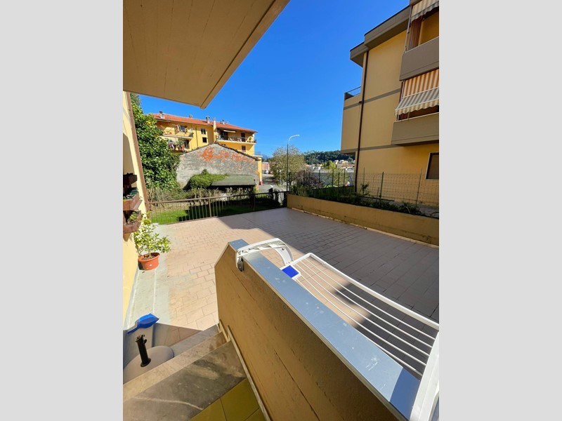 Appartamento in Vendita a Podenzana, 135'000€, 125 m², arredato