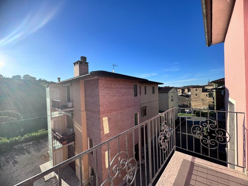 Appartamento in Affitto a Asciano, 500€, 90 m², arredato, con Box