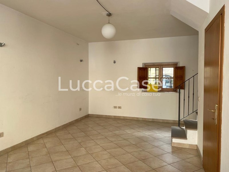 Ufficio in Affitto a Lucca, zona San Concordio Contrada, 650€, 50 m²