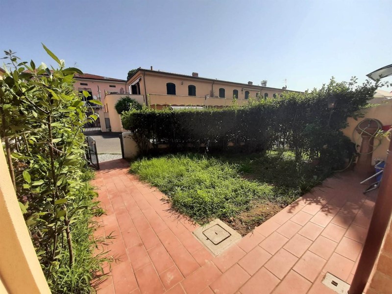 Trilocale in Vendita a Rosignano Marittimo, zona Vada, 230'000€, 85 m², arredato