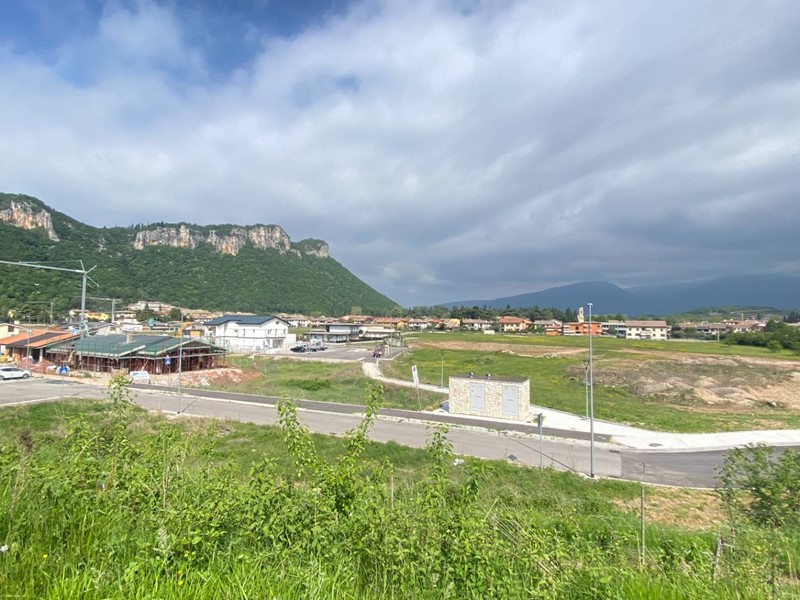 Terreno edificabile in Vendita a Affi, 230'000€, 800 m²