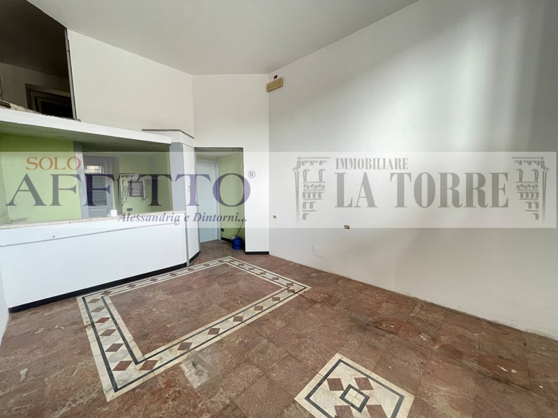 Immobile commerciale in Affitto a Alessandria, 800€, 30 m²