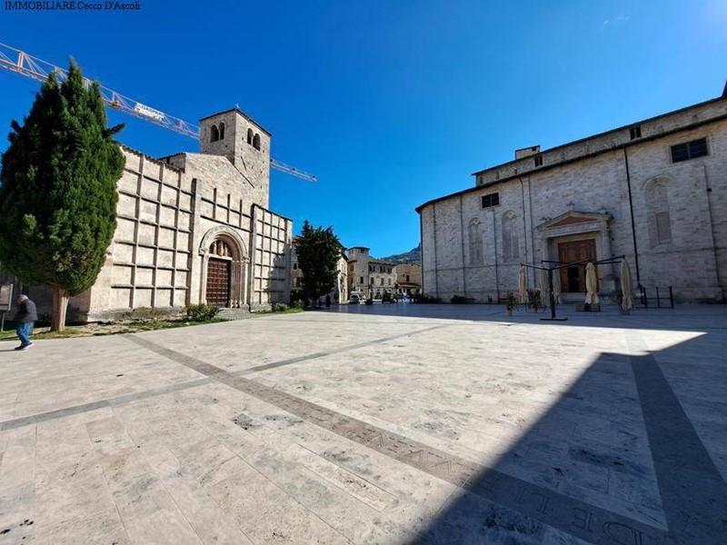 Appartamento in Vendita a Ascoli Piceno, 270'000&euro;, 153 m²