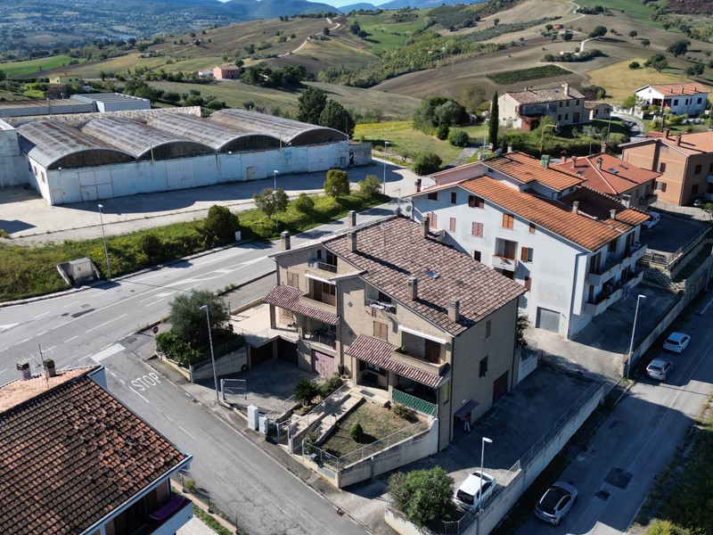Appartamento in Vendita a Staffolo, 140'000€, 78 m²