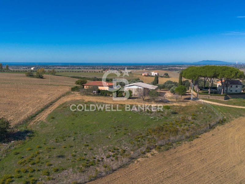 Villa in Vendita a Tarquinia, 320'000€, 130 m²