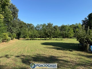 Terreno agricolo in Vendita a Passirano, 89'900€, 5620 m²