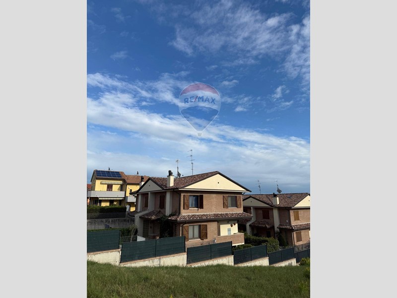 Bilocale in Affitto a Camerata Picena, 500€, 50 m²