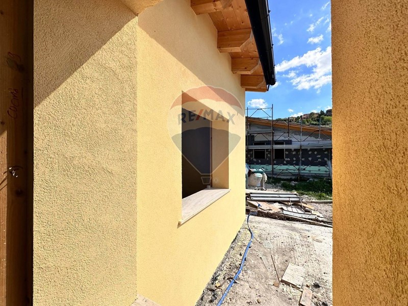 Quadrilocale in Vendita a Camerata Picena, 249'900€, 98 m²