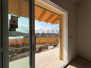 Quadrilocale in Vendita a Camerata Picena, 249'900&euro;, 98 m²