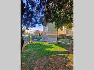 Quadrilocale in Vendita a Castel San Giovanni, 190'000€, 143 m²