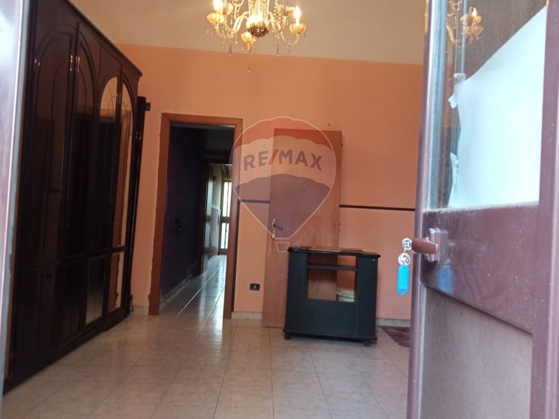 Casa Semi Indipendente in Vendita a Catania, 47'000&euro;, 61 m²