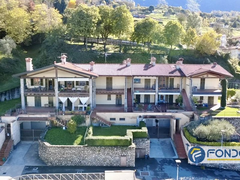 Bilocale in Vendita a Iseo, 205'000€, 72 m²