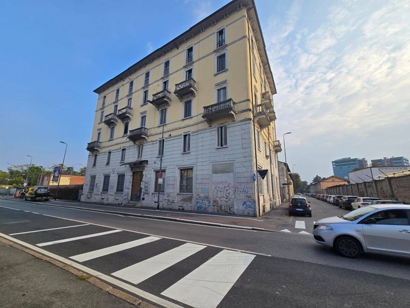 Trilocale in Vendita a Milano, 250'000€, 87 m²