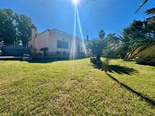 Casa Indipendente in Vendita a Monterotondo, 289'000€, 160 m²