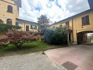 Bilocale in Vendita a Morazzone, 50'000€, 57 m²