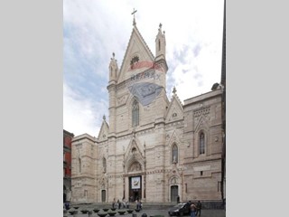 Quadrilocale in Affitto a Napoli, 2'800&euro;, 135 m²