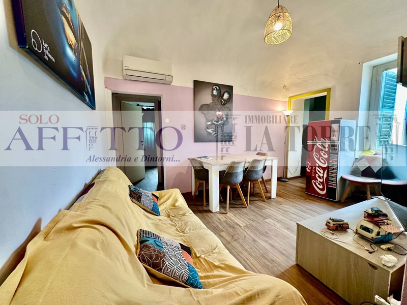 Trilocale in Vendita a Novi Ligure, 49'000€, 80 m²