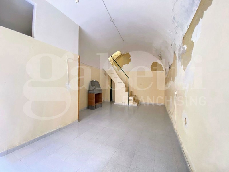 Monolocale in Vendita a Andria, 38'000€, 78 m²