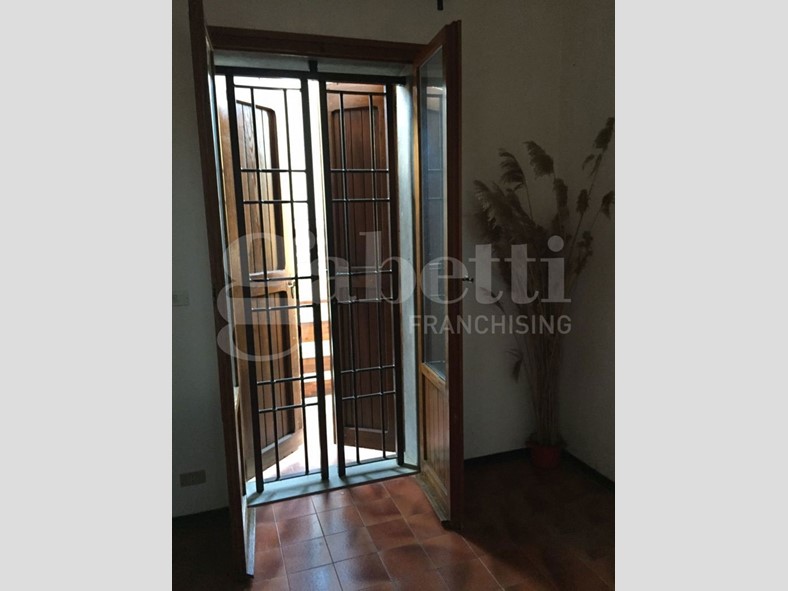 Appartamento in Vendita a Monzuno, 85'000€, 100 m²