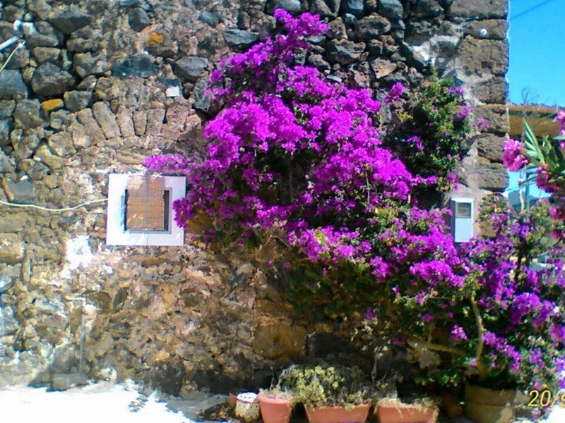 Casale in Vendita a Pantelleria, 150'000&euro;, 100 m²