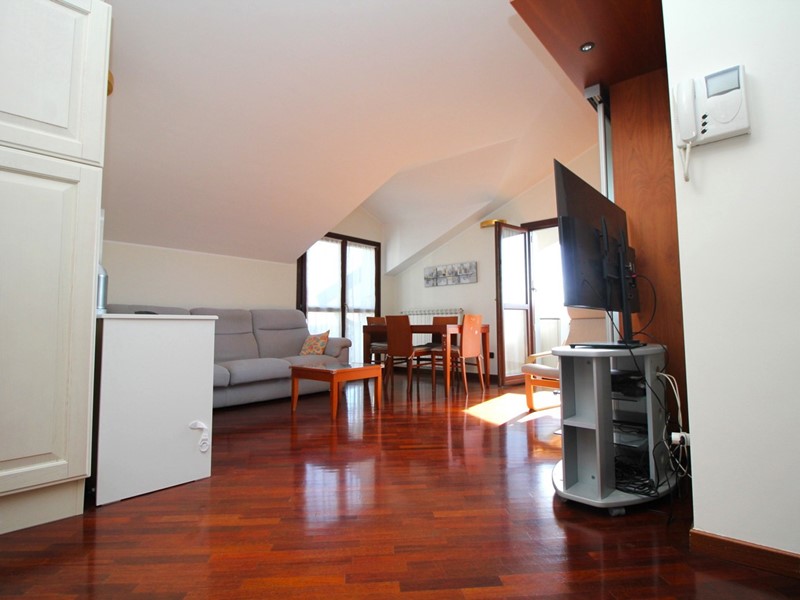 Bilocale in Vendita a Cerro Maggiore, 118'000€, 82 m²