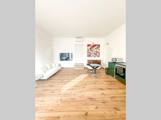 Loft in Vendita a Milano, 208'000€, 75 m², arredato