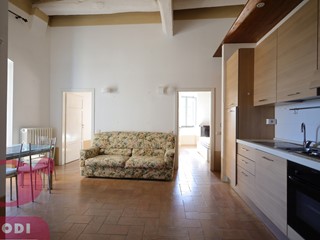 Bilocale in Affitto a Todi, 450€, 70 m², arredato