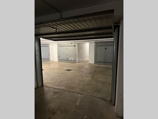 Box in Affitto a Nettuno, 120€, 25 m², con Box