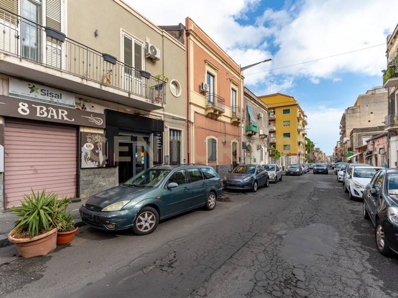 Attività commerciale in Vendita a Catania, 20'000&euro;, 55 m²