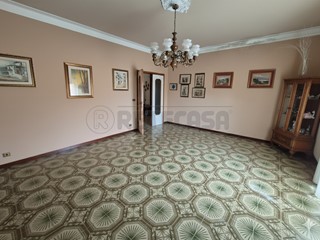 Trilocale in Vendita a Castelverde, 119'000&euro;, 151 m², con Box