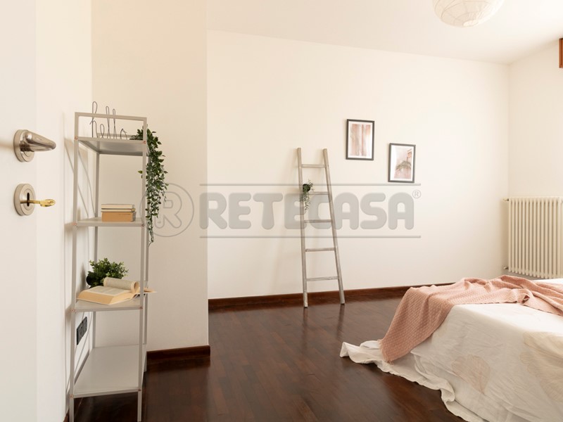 Quadrilocale in Vendita a Gazzo, 170'000€, 121 m², con Box