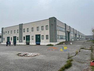 Capannone in Vendita a Parma, 4'500'000€, 7000 m²
