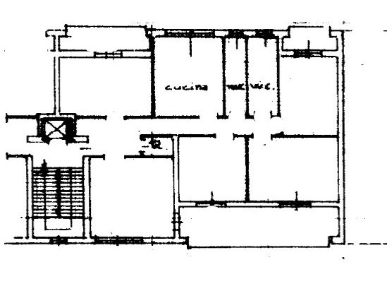 Appartamento in Vendita a Torino, 61'500€, 133 m², con Box
