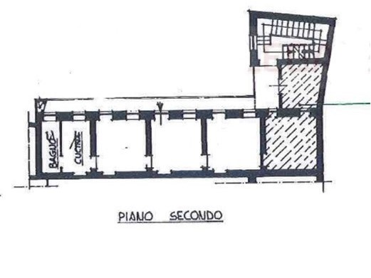 Appartamento in Vendita a Biella, 23'415€, 117 m²