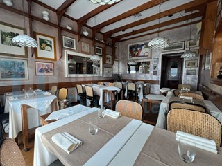 Attività commerciale in Vendita a Bologna, zona Bolognina, 170'000€, 150 m², arredato