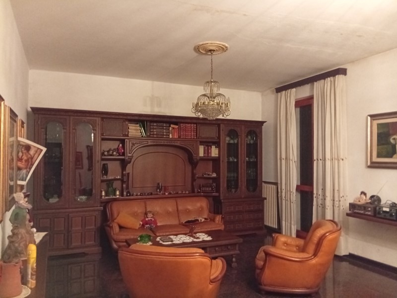 Casa Indipendente in Vendita a Casalmaggiore, 280'000&euro;, 