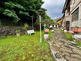Casa Semi Indipendente in Vendita a Vezzano Ligure, zona Bottagna, 115'000€, 130 m²
