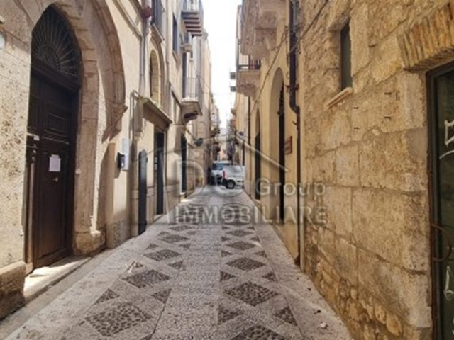Appartamento in Vendita a Alcamo, 150'000&euro;, 150 m²