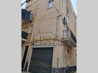 Casa Indipendente in Vendita a Alcamo, 45'000€, 160 m²
