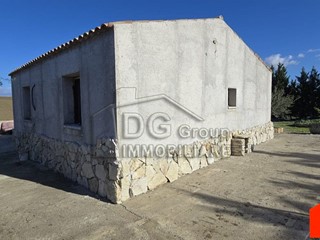 Villa in Vendita a Alcamo, 110'000€, 65 m²